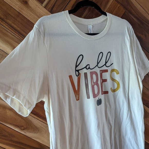 Bella Canvas Fall Vibes Crew Neck Short Sleeve Graphic Tee Top White Large NWT - Picture 4 of 8